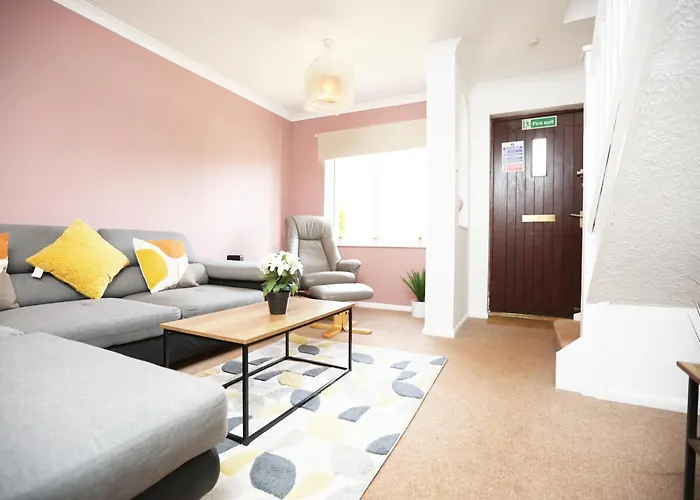 Апартаменты Palmers Place By N And N Worker Friendly In Bradley Stoke With Private Parking And Fast Wifi, Long Welcome Бристоль