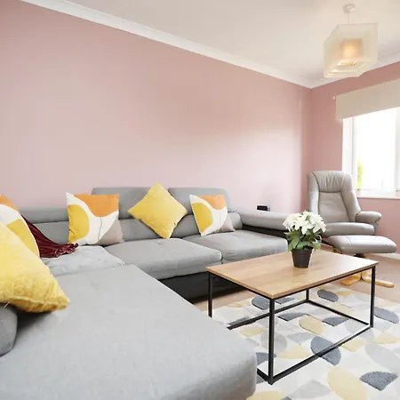 Palmers Place By N And N Worker Friendly In Bradley Stoke With Private Parking And Fast Wifi, Long Welcome Apartman *