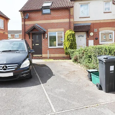 Worker Friendly In Bradley Stoke With Private Parking Bristol
