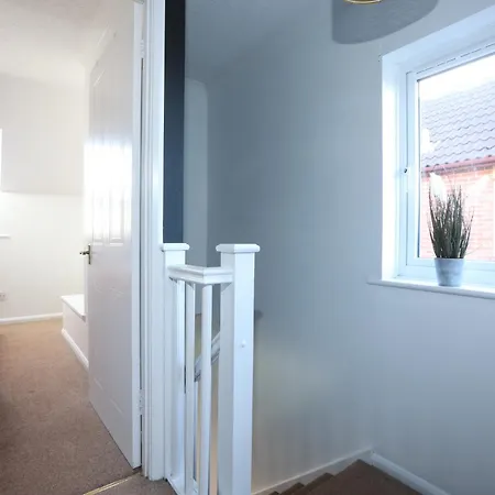 Apartment Palmers Place By N And N Stays, Great Location Close To Aztec West And Main Travel Routes, Perfect For Workers, Contractors Or A Short Break, Great Disc For Long Available *