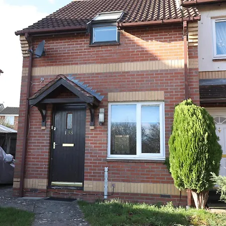 Palmers Place By N And N Stays, Great Location Close To Aztec West And Main Travel Routes, Perfect For Workers, Contractors Or A Short Break, Great Disc For Long Available Bristol
