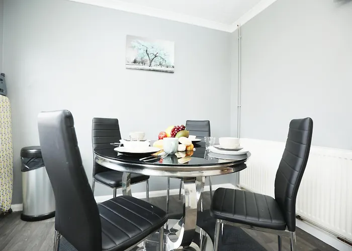 Palmers Place By N And N Worker Friendly In Bradley Stoke With Private Parking And Fast Wifi, Long Welcome Apartamento *